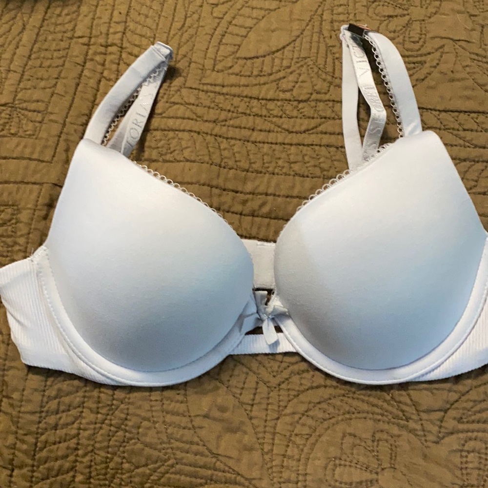 Victoria’s Secret Perfect Shape Bra 30B